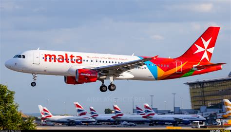 air malta heathrow